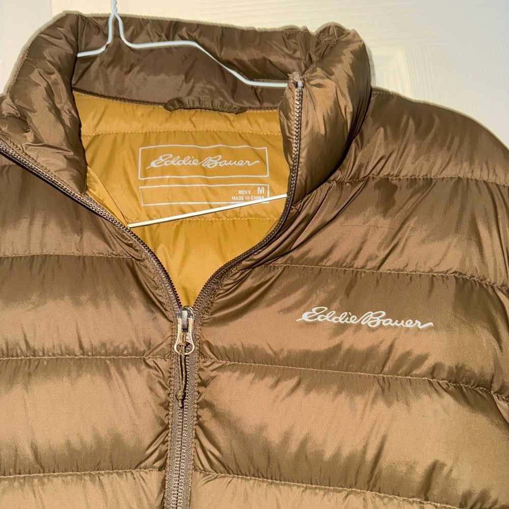 Eddie Bauer Puffer Jacket Lightweight Insulating - Picture 3 of 7